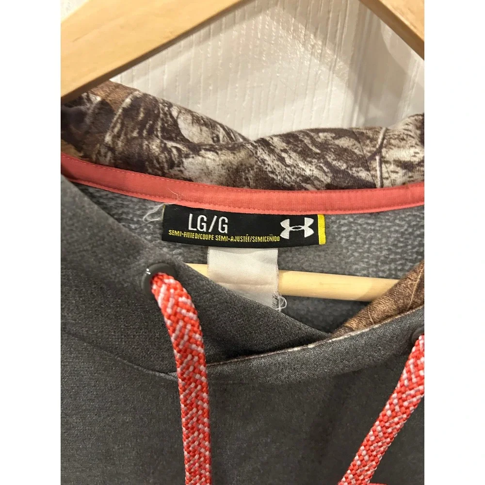 Under Armour Hoodie Grey Camo Logo Coral Pink Accents Fleece Pullover Sweatshirt